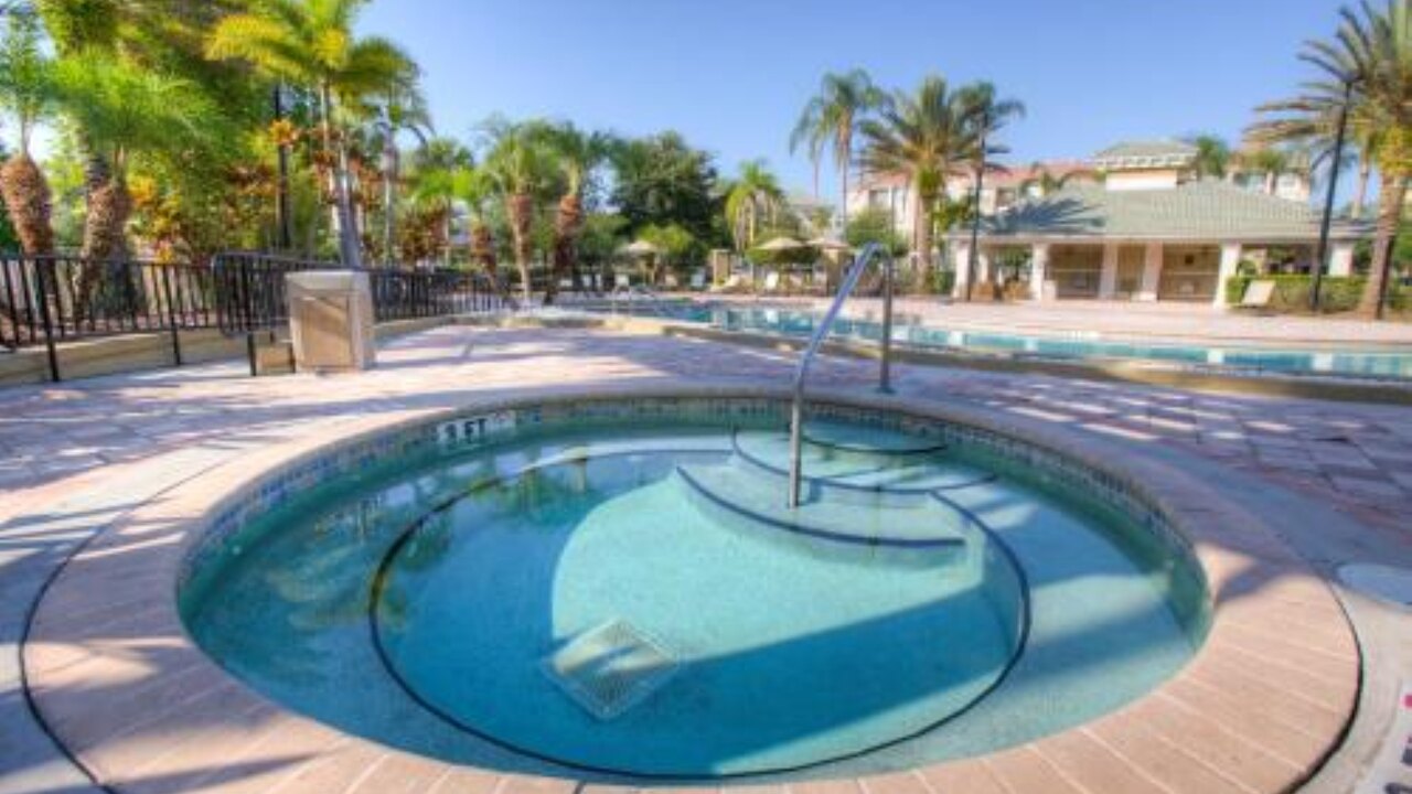 4801 Modern 3BD & 3Bath Oasis at Vista Cay #166 - Image 40