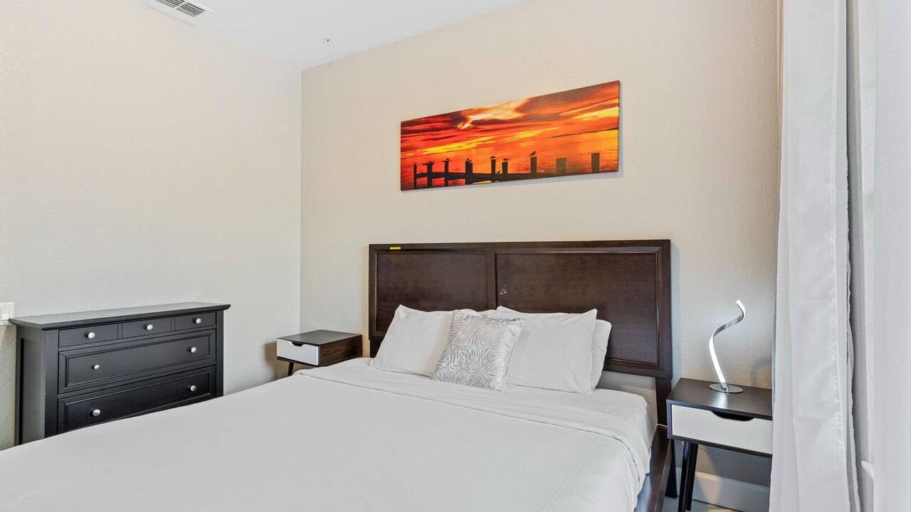 4814 Spacious 3-Bedroom Condo at Vista Cay #204. - Image 10