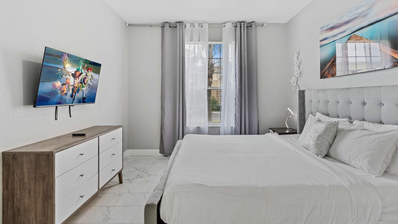 4814 Spacious 3-Bedroom Condo at Vista Cay #204. - Image 14